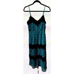 Foxiedox cute dress turquoise in black size extra small.